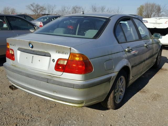 WBAAM3336XFP55741 - 1999 BMW 323I AUTOM SILVER photo 4