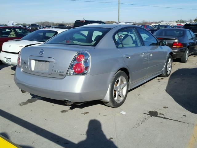 1N4BL11D85C317088 - 2005 NISSAN ALTIMA SE SILVER photo 4