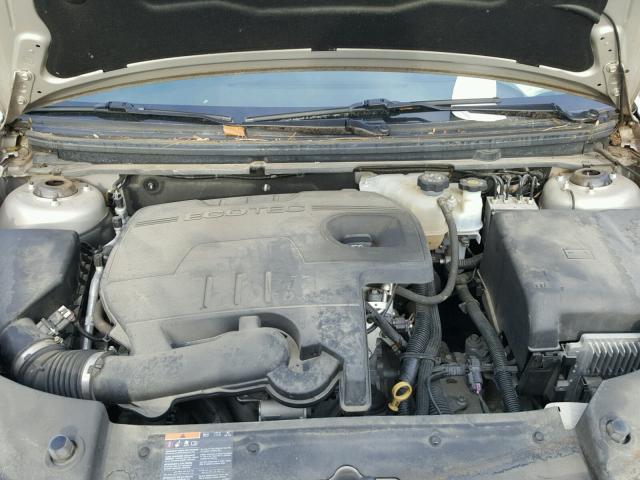 1G1ZC5E16BF394707 - 2011 CHEVROLET MALIBU 1LT 金色 照片 7