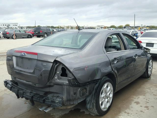 3FAHP0HA7BR309503 - 2011 FORD FUSION SE CHARCOAL photo 4