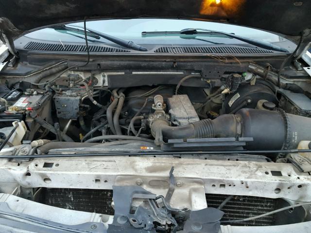 1FTRF17252NA91422 - 2002 FORD F150 WHITE photo 7