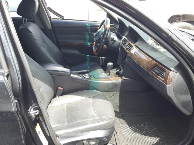 WBAVC93547KX56600 - 2007 BMW 328 XI Schwarz Foto 5