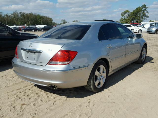 JH4KB16647C001745 - 2007 ACURA RL SILVER photo 4