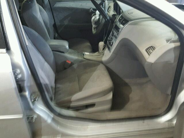 1G1ZB5E14BF114267 - 2011 CHEVROLET MALIBU LS Gümüş foto 5