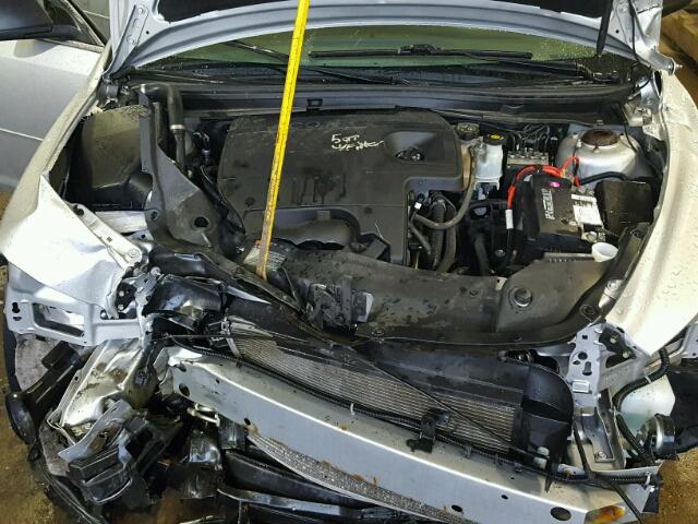 1G1ZB5E14BF114267 - 2011 CHEVROLET MALIBU LS Gümüş foto 7