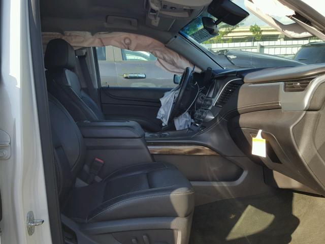 1GNSCJKC7FR283537 - 2015 CHEVROLET SUBURBAN C WHITE photo 5