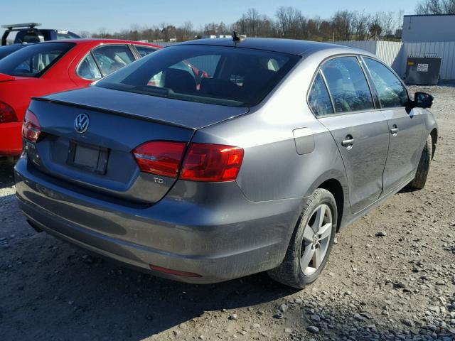 3VWLL7AJ4CM379426 - 2012 VOLKSWAGEN JETTA TDI GRAY photo 4