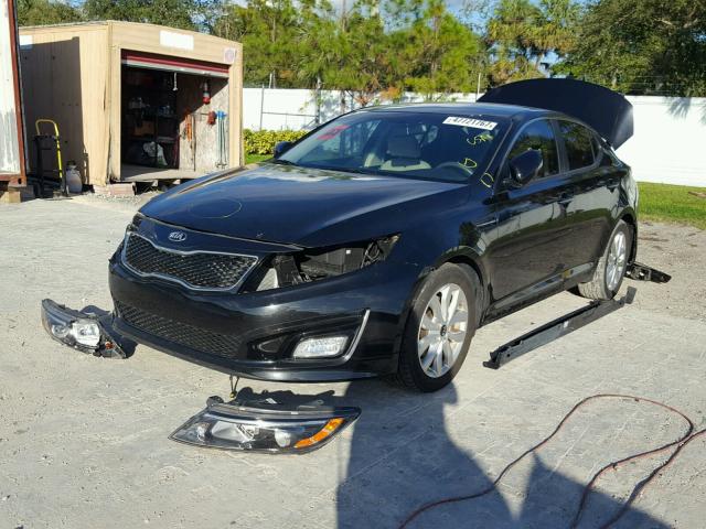 KNAGM4A71F5630091 - 2015 KIA OPTIMA LX BLACK photo 2