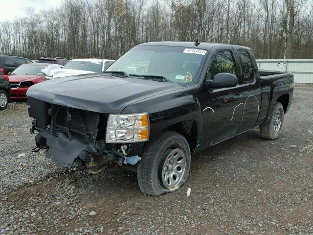 1GCRKSEA8DZ245306 - 2013 CHEVROLET SILVERADO BLACK photo 2