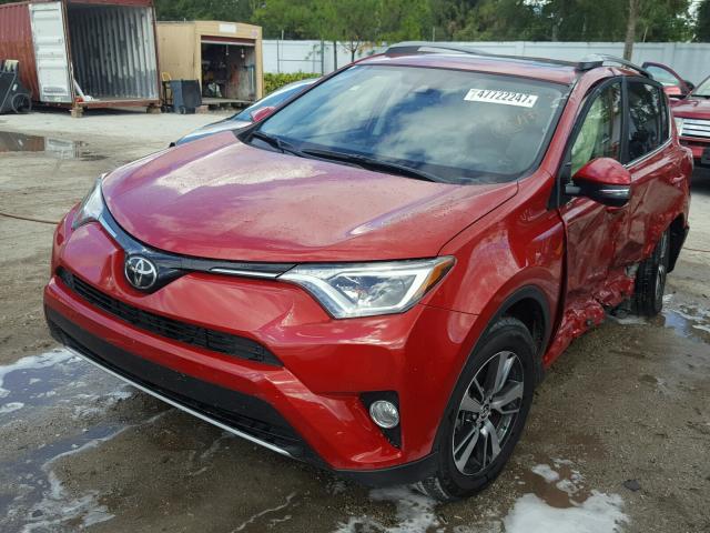 JTMWFREV7HJ145575 - 2017 TOYOTA RAV4 XLE RED photo 2