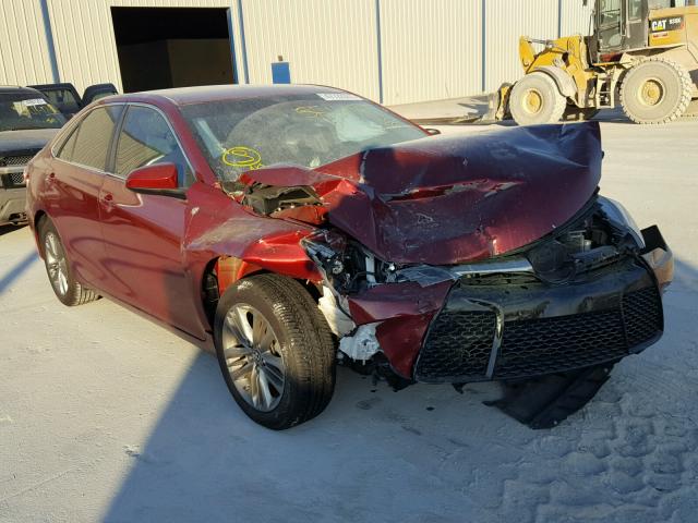 4T1BF1FK6GU602518 - 2016 TOYOTA CAMRY LE 红色 照片 1