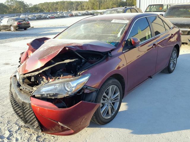 4T1BF1FK6GU602518 - 2016 TOYOTA CAMRY LE 红色 照片 2