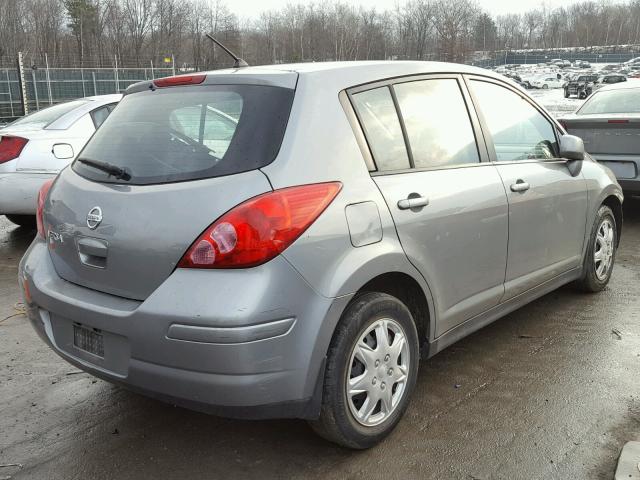 3N1BC13E68L462268 - 2008 NISSAN VERSA S GRAY photo 4