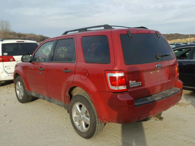 1FMCU0D72BKA53911 - 2011 FORD ESCAPE XLT RED photo 3