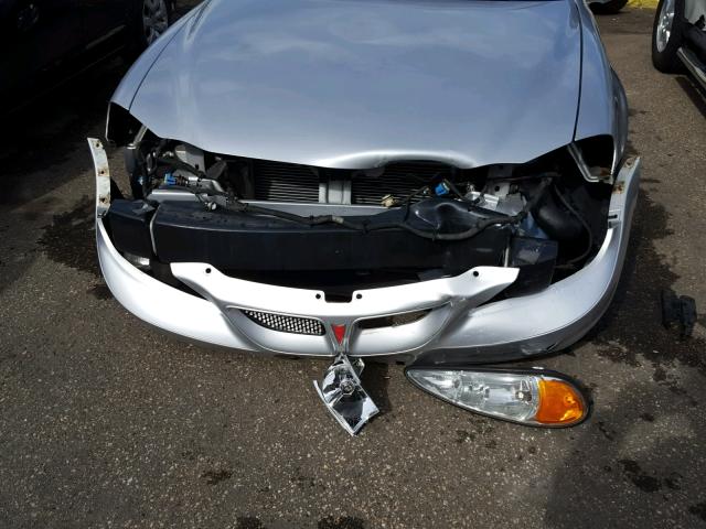 1G2NF52EX4M500969 - 2004 PONTIAC GRAND AM S SILVER photo 9