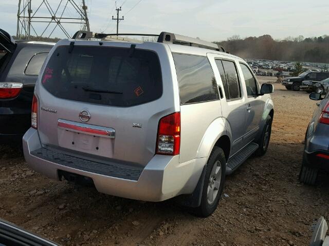 5N1AR18BX8C617773 - 2008 NISSAN PATHFINDER SILVER photo 4