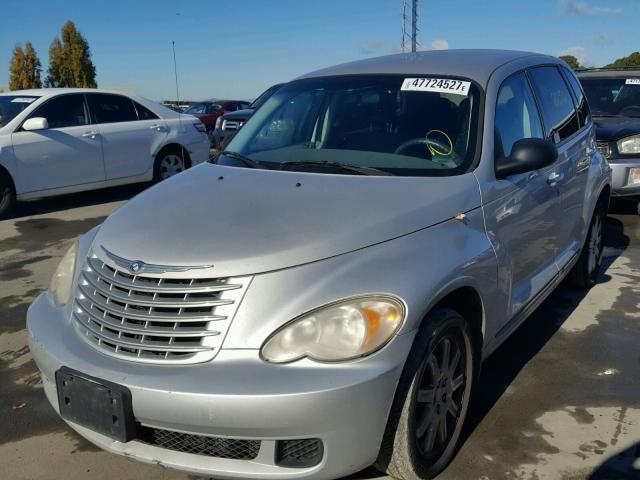 3A4FY58B57T581993 - 2007 CHRYSLER PT CRUISER SILVER photo 2