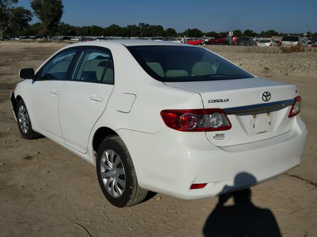 5YFBU4EE3DP166467 - 2013 TOYOTA COROLLA BA WHITE photo 3