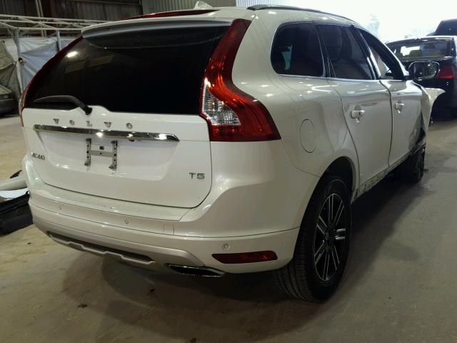 YV440MDR9H2067484 - 2017 VOLVO XC60 T5 WHITE photo 4