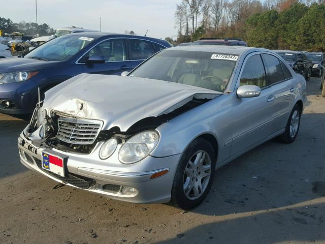 WDBUF65J04A534487 - 2004 MERCEDES-BENZ E 320 SILVER photo 2