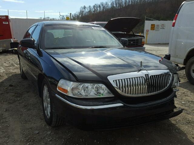 1LNHM82W17Y625263 - 2007 LINCOLN TOWN CAR S BLACK photo 1