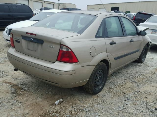 1FAFP34N76W145738 - 2006 FORD FOCUS ZX4 GOLD photo 4