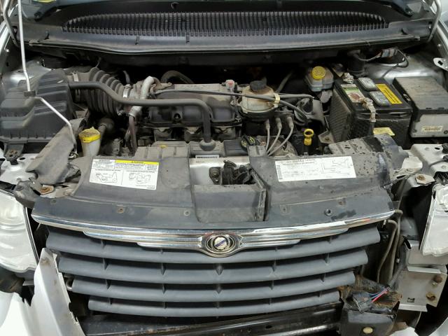 2A4GP54L46R845597 - 2006 CHRYSLER TOWN & COU SILVER photo 7