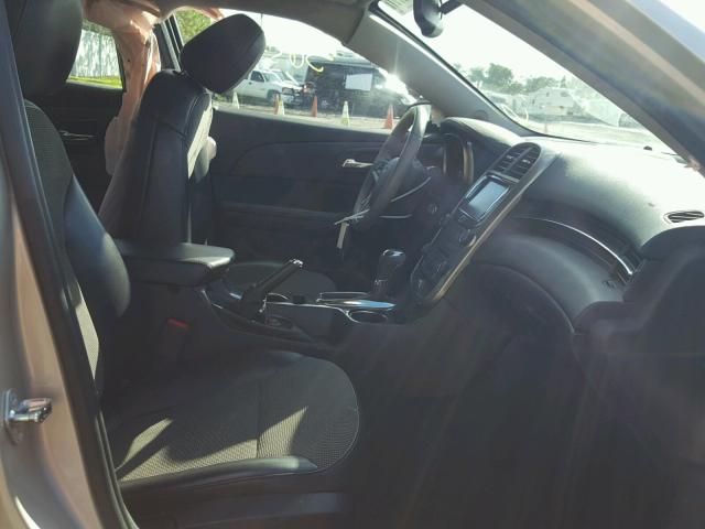 1G11C5SL1FF318367 - 2015 CHEVROLET MALIBU 1LT 金色 照片 5