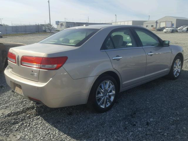 3LNHL2GC6AR626462 - 2010 LINCOLN MKZ SILVER photo 4