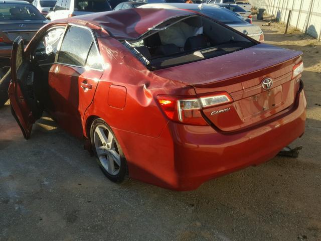 4T1BF1FKXCU589038 - 2012 TOYOTA CAMRY BASE RED photo 3