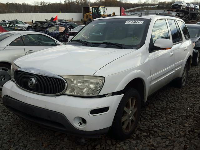 5GADT13S142171881 - 2004 BUICK RAINIER CX WHITE photo 2