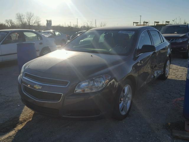 1G1ZB5E11BF154256 - 2011 CHEVROLET MALIBU LS GRAY photo 2