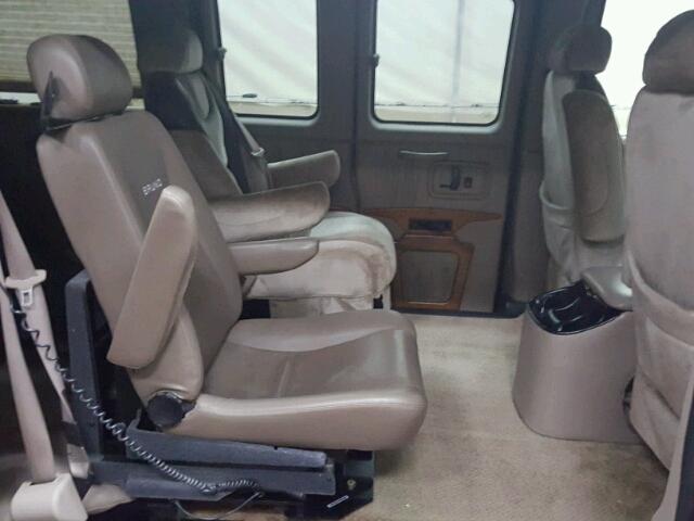 1GDFH15T631132766 - 2003 GMC SAVANA RV BLACK photo 6