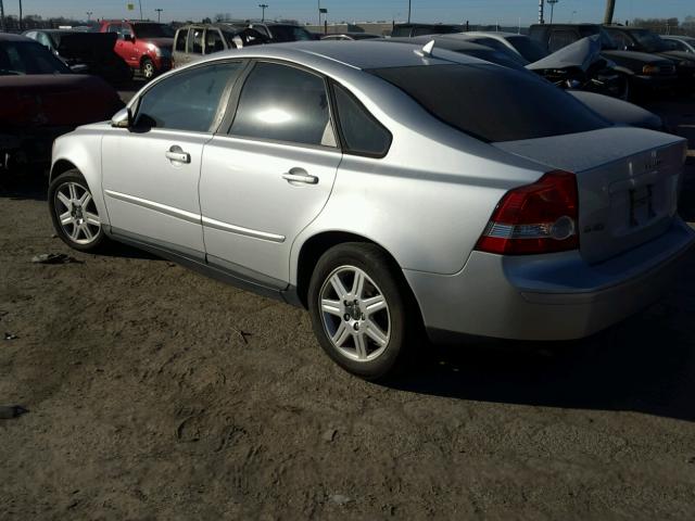 YV1MS682652080186 - 2005 VOLVO S40 T5 SILVER photo 3