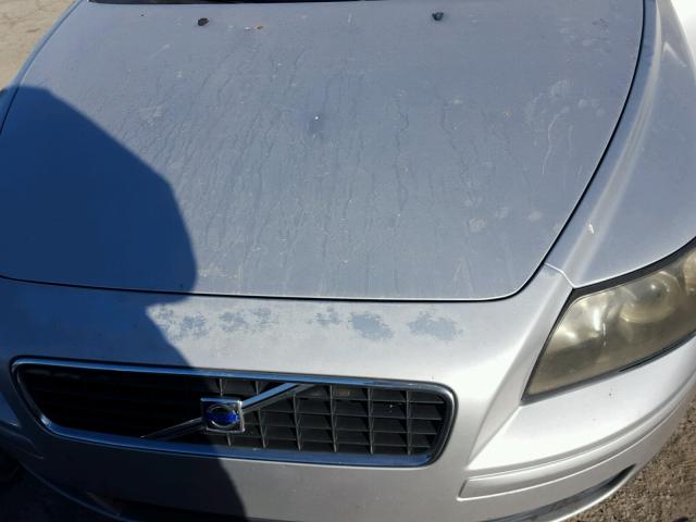 YV1MS682652080186 - 2005 VOLVO S40 T5 SILVER photo 7