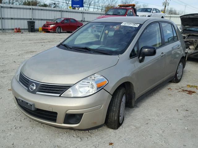 3N1BC11E19L408333 - 2009 NISSAN VERSA S TAN photo 2