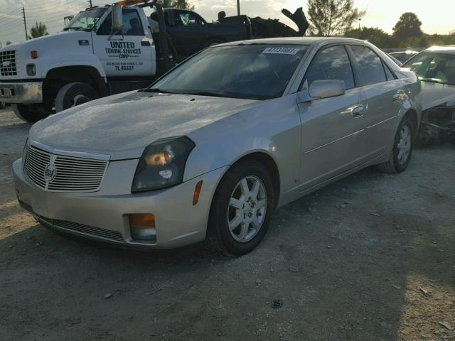 1G6DM57T260189362 - 2006 CADILLAC CTS SILVER photo 2