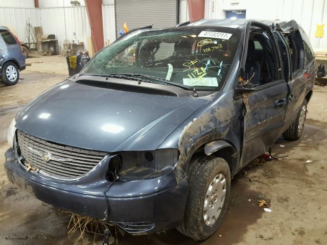 2C4GP44311R400033 - 2001 CHRYSLER TOWN & COU BLUE photo 2