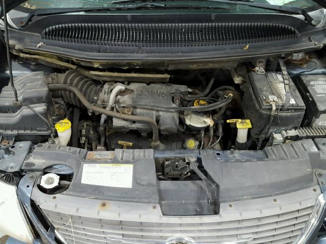 2C4GP44311R400033 - 2001 CHRYSLER TOWN & COU BLUE photo 7