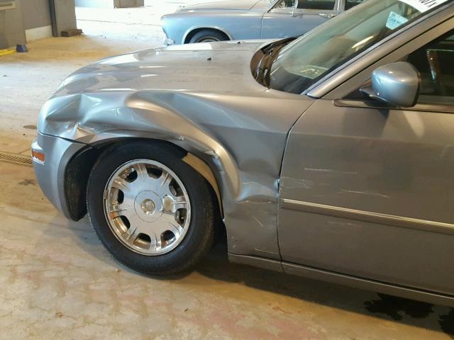 2C3KA53G86H459281 - 2006 CHRYSLER 300 TOURIN GRAY photo 9