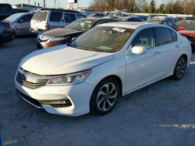 1HGCR3F89HA025200 - 2017 HONDA ACCORD EXL WHITE photo 2