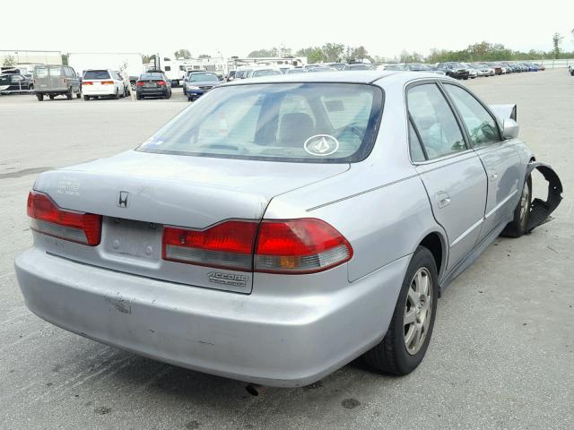 1HGCG56762A171618 - 2002 HONDA ACCORD SE SILVER photo 4