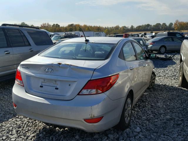 KMHCT4AEXHU289331 - 2017 HYUNDAI ACCENT SE SILVER photo 4