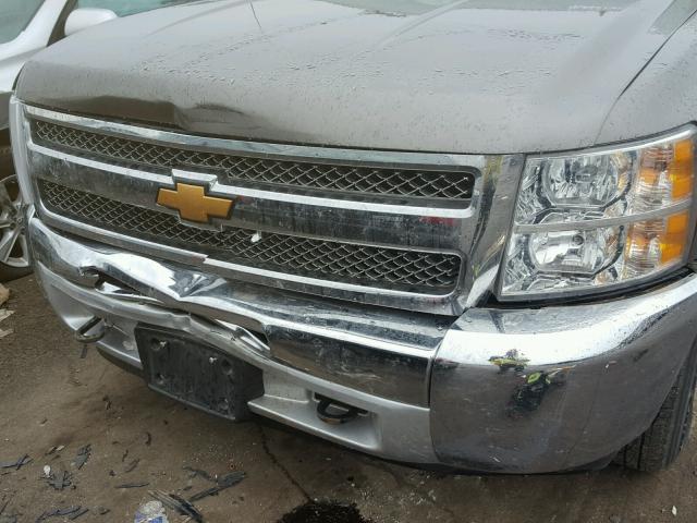 1GCRKSE71DZ148789 - 2013 CHEVROLET SILVERADO GRAY photo 9