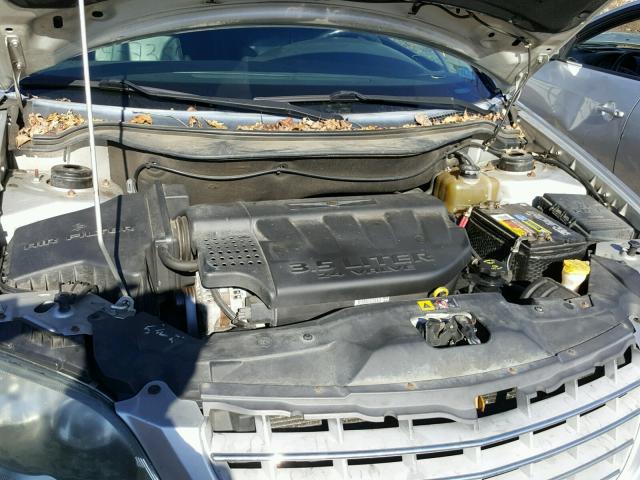 2C8GF68425R424167 - 2005 CHRYSLER PACIFICA T SILVER photo 7