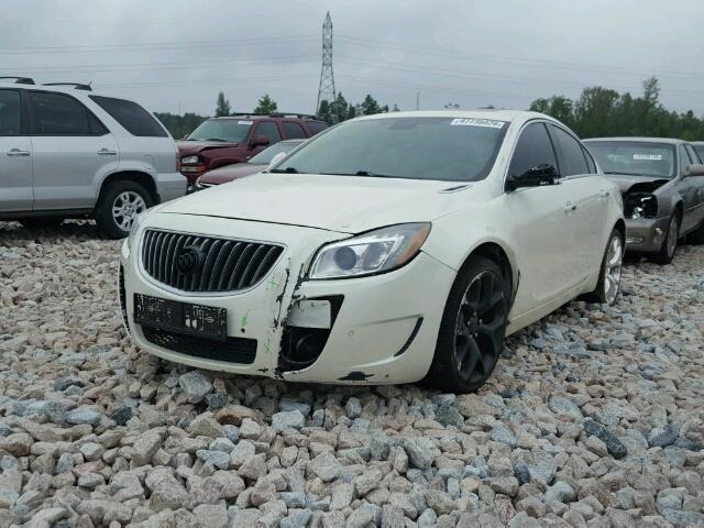 2G4GV5GV4C9166381 - 2012 BUICK REGAL GS WHITE photo 2