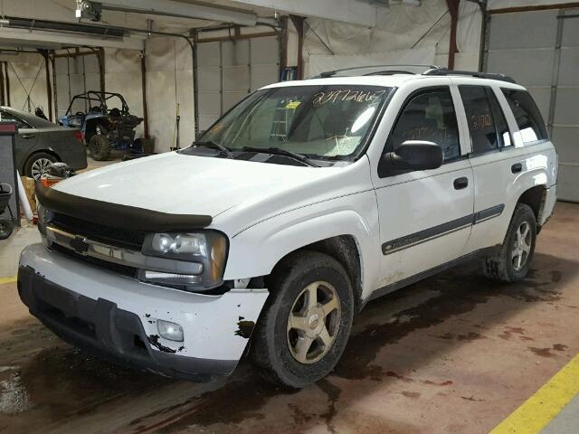 1GNDT13S122185153 - 2002 CHEVROLET TRAILBLAZE WHITE photo 2