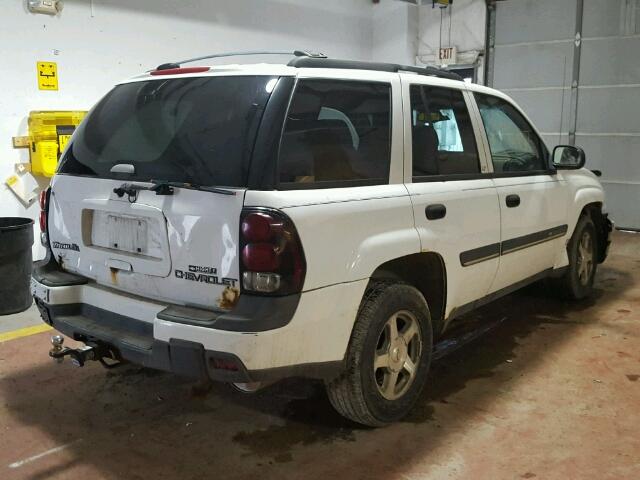 1GNDT13S122185153 - 2002 CHEVROLET TRAILBLAZE WHITE photo 4