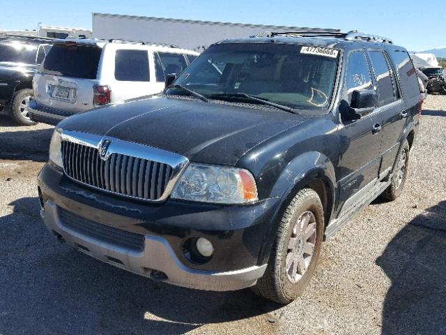 5LMFU28R83LJ20458 - 2003 LINCOLN NAVIGATOR Czarny zdjęcie 2