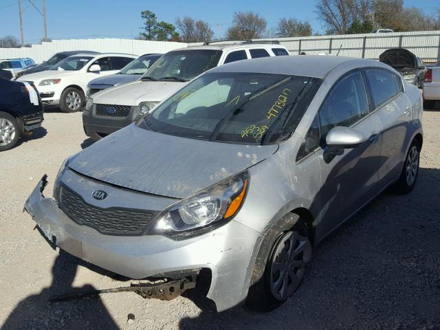 KNADM4A39F6453509 - 2015 KIA RIO LX SILVER photo 2